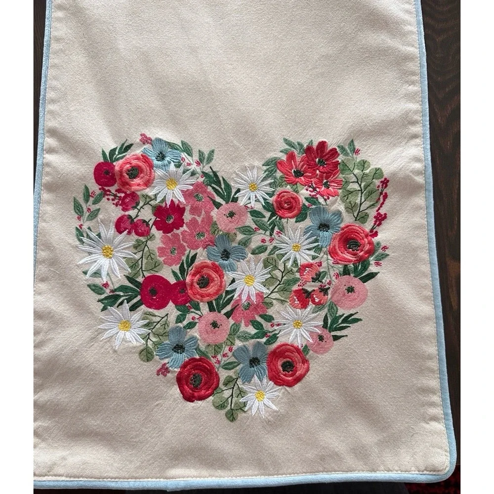 Rachel Ashwell Farmhouse Table Runner 14x70 Cream Floral Heart Embroidery